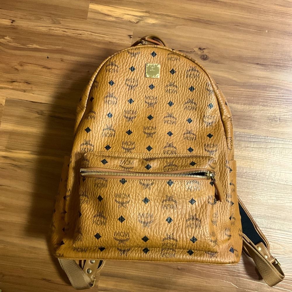 McM timeless piece that will never go out of style